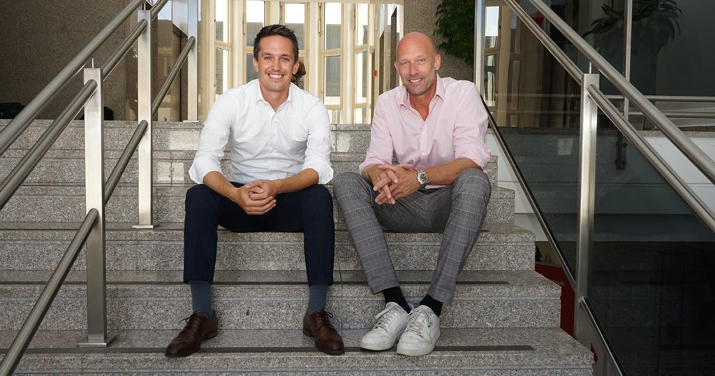 Matthias Gerbavsits, Leiter des Exklusiv-Vertriebs, und KADA Geschäftsführer Nik Berger freuen sich auf die Zusammenarbeit